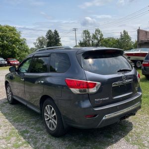 2014 Nissan PATHFINDER SV 照片 5