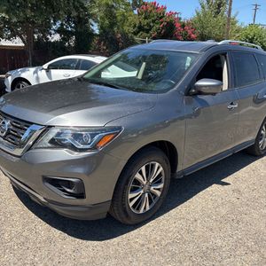 2019 Nissan PATHFINDER SL — миниатюра 59