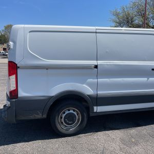 FORD TRANSIT 150 - 9