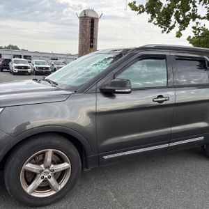 2018 FORD EXPLORER XLT — фото 2