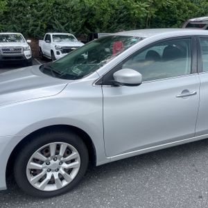 2018 Nissan SENTRA S 照片 2