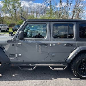 JEEP WRANGLER UNLIMITED WILLYS - 4