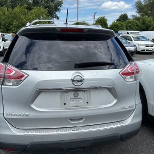 2015 Nissan ROGUE SL — фото 6