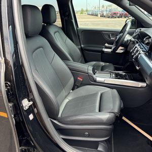 2025 Mercedes-BENZ GLB — миниатюра 33