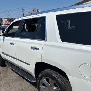 CADILLAC ESCALADE LUXURY - 6