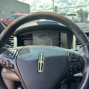 2015 Lincoln MKS BASE — миниатюра 59