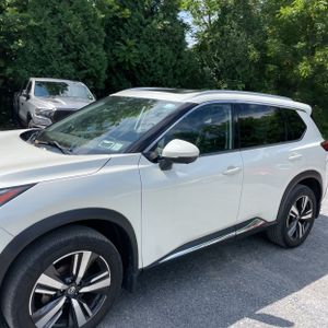 2021 Nissan ROGUE SL — фото 2