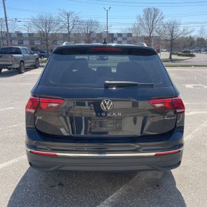 VOLKSWAGEN TIGUAN SE 4MOTION - 7