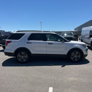 FORD EXPLORER SPORT - 10