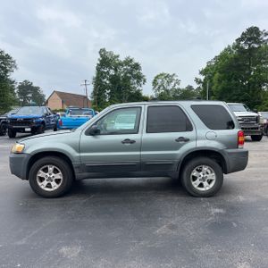 FORD ESCAPE XLT - 3