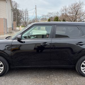 KIA SOUL LX - 4