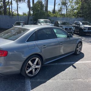 AUDI A4 2.0T PREMIUM - 9