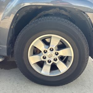 2013 Toyota 4RUNNER SR5 thumbnail 20