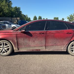 FORD FUSION SE - 4