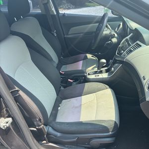 2011 Chevrolet CRUZE LS — миниатюра 32