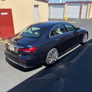 MERCEDES-BENZ E-CLASS - 8