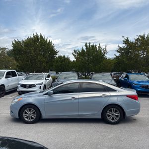 HYUNDAI SONATA GLS - 3