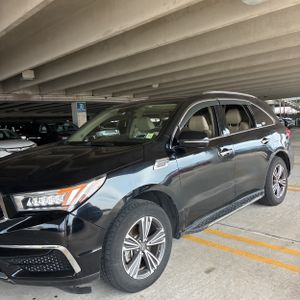 صورة 2 لـ 2017 Acura MDX SH-AWD