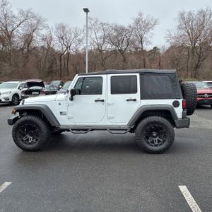 Jeep Wrangler JK Unlimited Sport S - 3