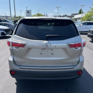 TOYOTA HIGHLANDER - 7