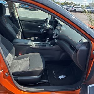 صورة مصغرة 33 لـ 2020 Nissan SENTRA SR