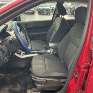 صورة مصغرة 32 لـ 2009 FORD FOCUS SE