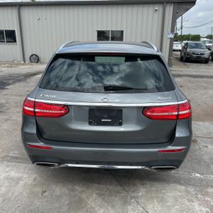 MERCEDES-BENZ E-CLASS - 7