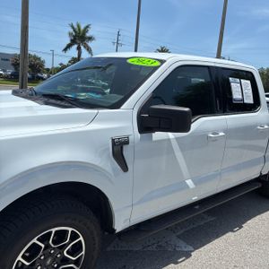 FORD F-150 XLT - 2