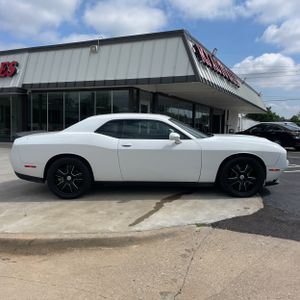 DODGE CHALLENGER SXT - 10
