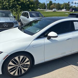 2024 Mercedes-BENZ EQE 照片 2
