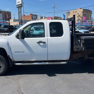 CHEVROLET SILVERADO - 4