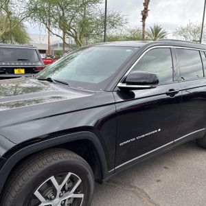 JEEP GRAND CHEROKEE L LIMITED - 2