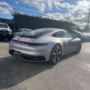 Porsche 911 Carrera - 8