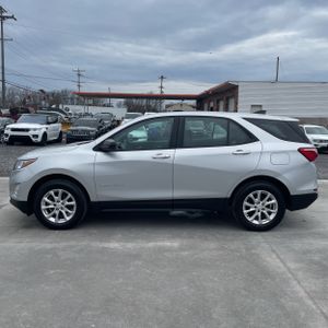 CHEVROLET EQUINOX LS - 3