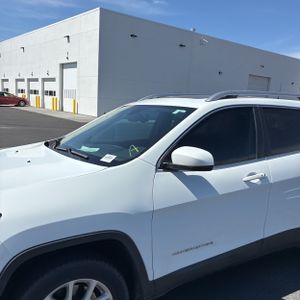 صورة 2 لـ 2017 JEEP CHEROKEE LATITUDE