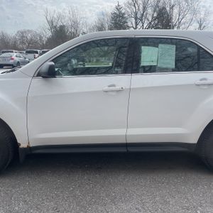 CHEVROLET EQUINOX LS - 4