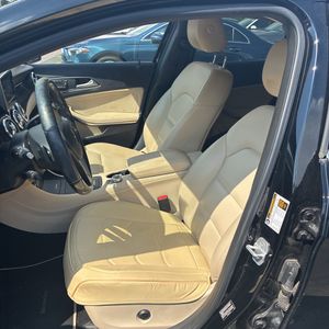 2015 Mercedes-BENZ GLA — фото 32