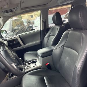 2010 Toyota 4RUNNER SR5 — миниатюра 31