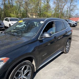 BMW X1 XDRIVE28I - 2