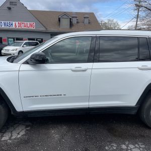 JEEP GRAND CHEROKEE L LAREDO - 4