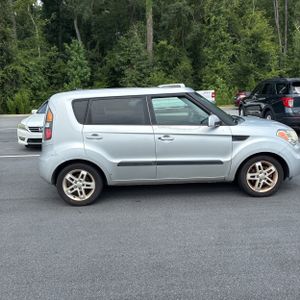 2011 KIA SOUL + — фото 10