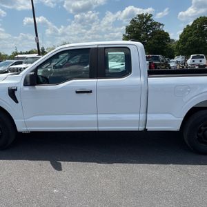 FORD F-150 XL - 4