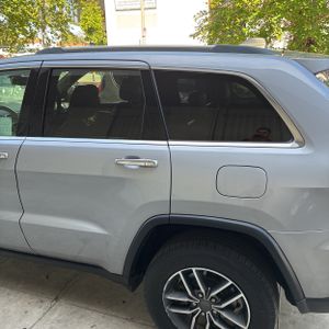 JEEP GRAND CHEROKEE LIMITED - 4