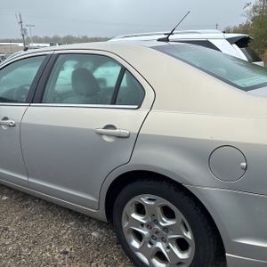 FORD FUSION SE - 6