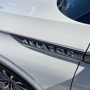 صورة 23 لـ 2020 Lincoln AVIATOR RESERVE