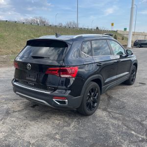 VOLKSWAGEN TAOS SE 4MOTION - 8