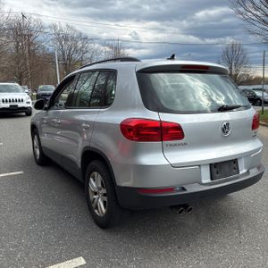 VOLKSWAGEN TIGUAN 2.0T S 4MOTION - 4