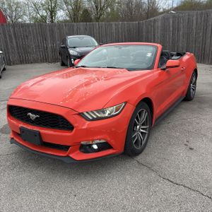 FORD MUSTANG ECOBOOST PREMIUM - 1