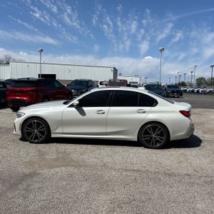 BMW 330I XDRIVE - 3