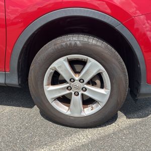 2013 Toyota RAV4 XLE — миниатюра 20